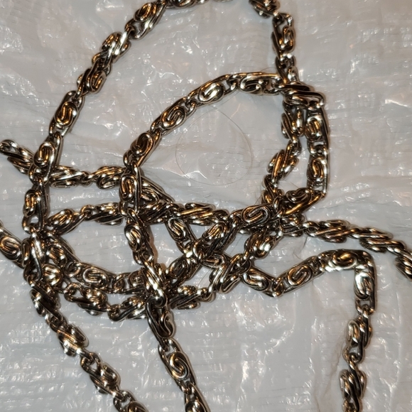 Purse - Picture 2 of 3